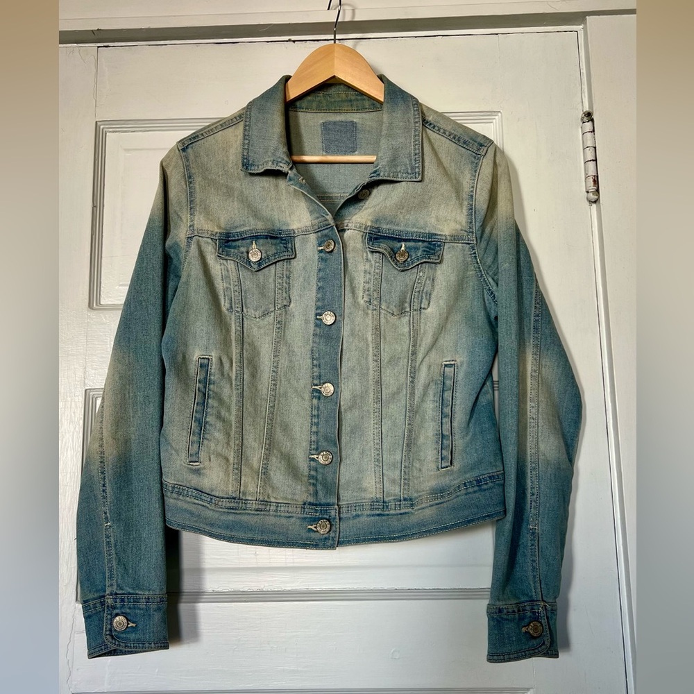 Cropped Light Denim Jacket